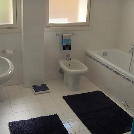 Appartamento Comodo Al Centro Del