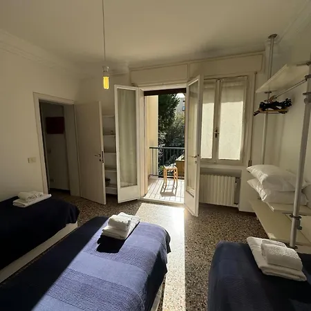 Comodo Al Centro Del