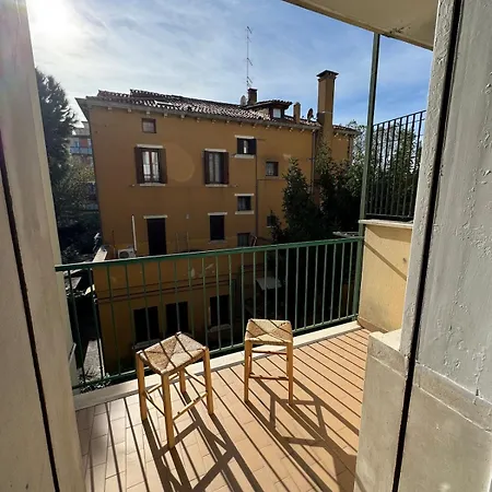 Comodo Al Centro Del Appartamento